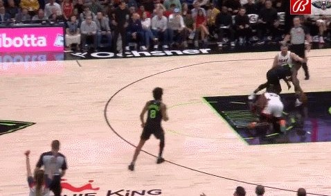 锁喉群殴四人被驱逐！热火鹈鹕大规模冲突因误会？