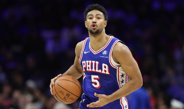 开云体育官方网址-末节14分收比赛！格莱姆斯22中11&amp;8罚全中砍下31分3抢断！