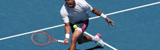 开云体育官方网址-张之臻又倒在五盘大战 四连败后如何保持信心？