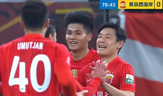 Kaiyun Sports-开云体育-4：1！国足迎喜讯 本土第一神锋满血回归 邵佳一喜添前场第一猛将