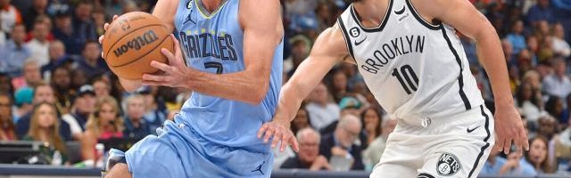 3战17分14犯规正负值-45！西蒙斯低迷拖累篮网