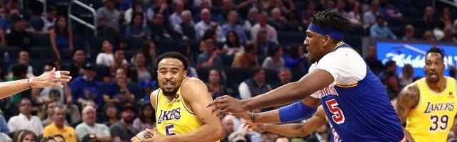 开云体育官方网-湖人黑暗中的亮光！小塔克逆袭升值有利夏天操作