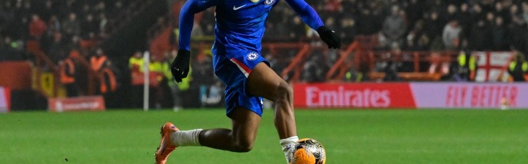 Kaiyun Sports-开云体育-英媒：阿昌庞想在蓝军寻求更多出场机会很难，租借或许是最佳选择