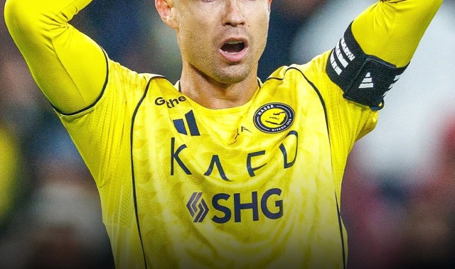 开云体育网页版入口-罗马诺：C罗的康复期至少需要2-4周，预计缺席未来两场比赛