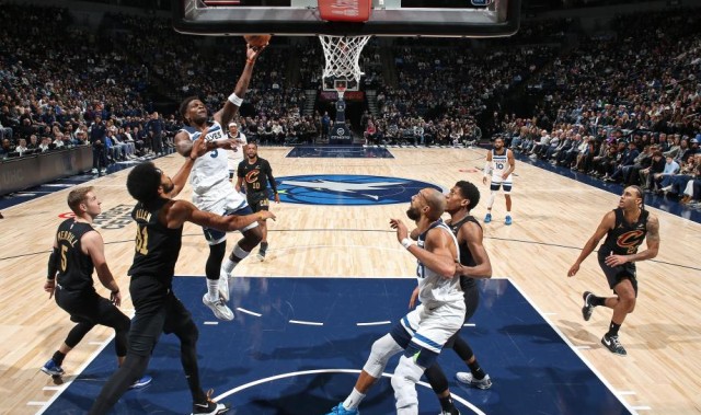 开云体育官方网址-NBA-爱德华兹生涯1万分米切尔30+7 森林狼胜骑士